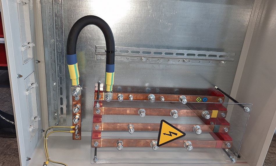 Щит проходной 400А