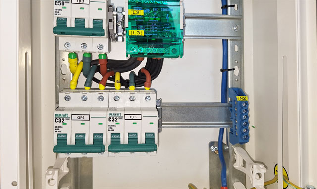 Щит серверной ЩСС 2/2