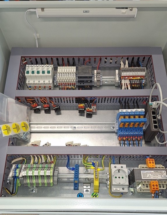 Щит управления Demo