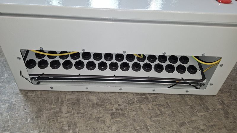 Щит ВРУ ЩЭС24-140-1